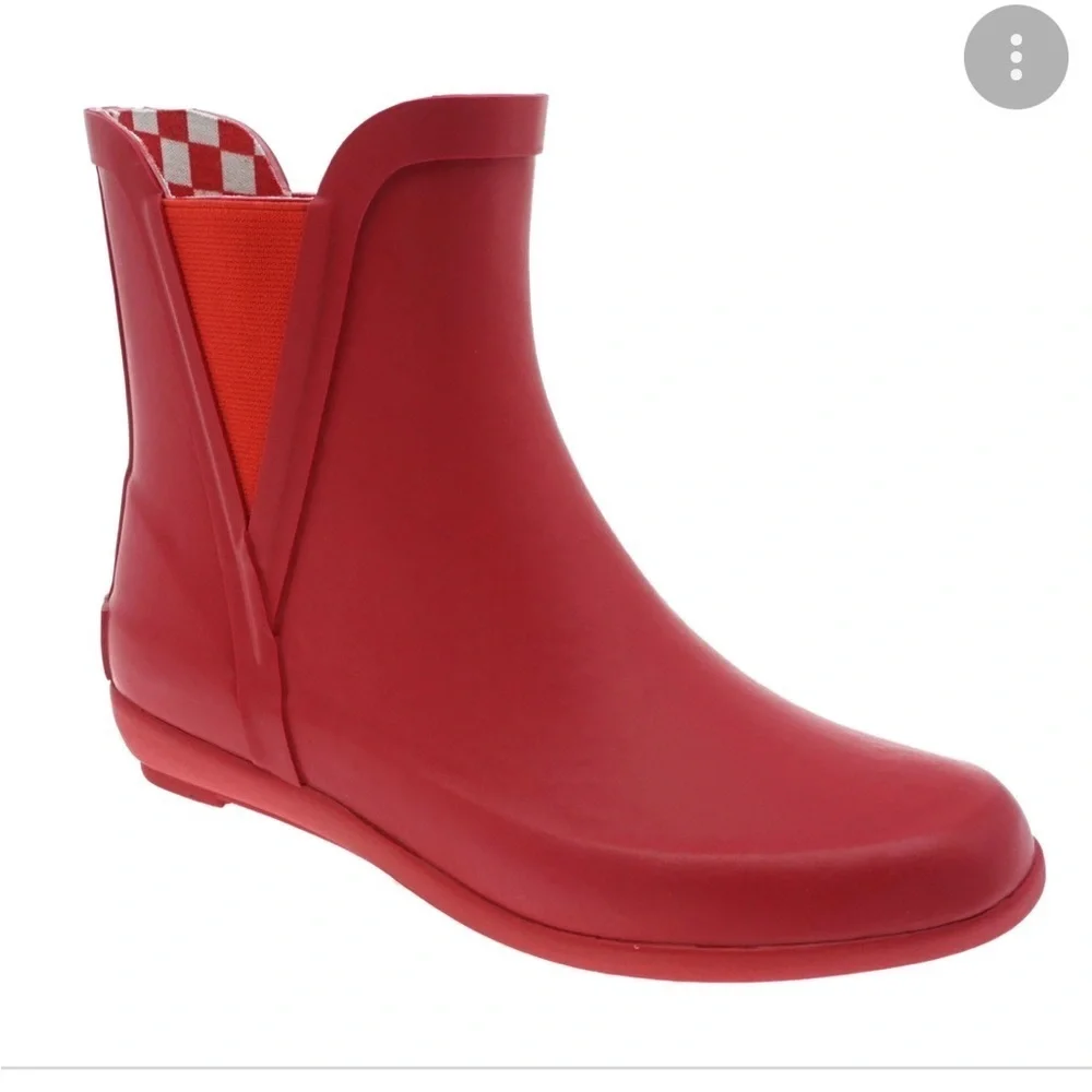 OUTWOODS Women's Sammie Waterproof Chelsea Rain Boot size 6